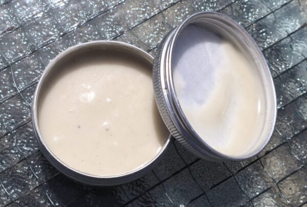 deo 2 Amber Powder natural deodorant