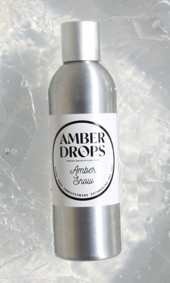 amber snow demo1 Amber Snow shimmering body oil